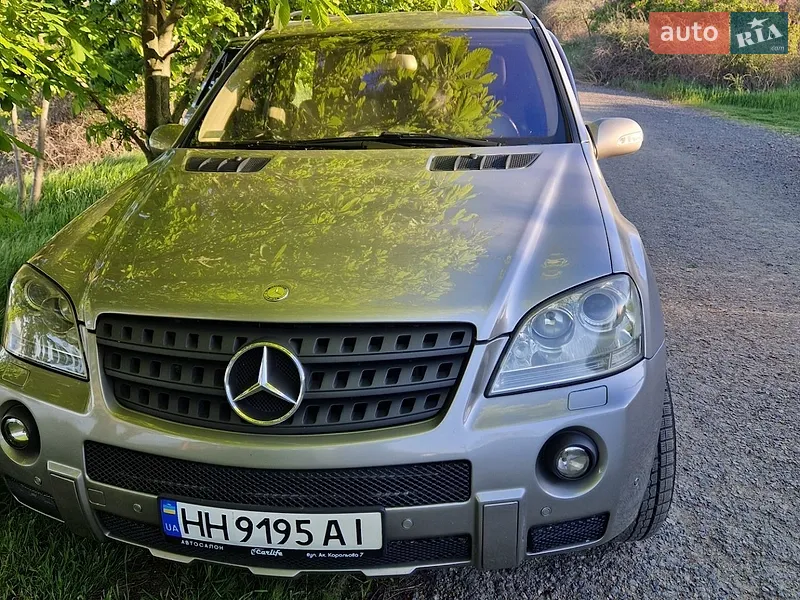 Mercedes-Benz M-Class