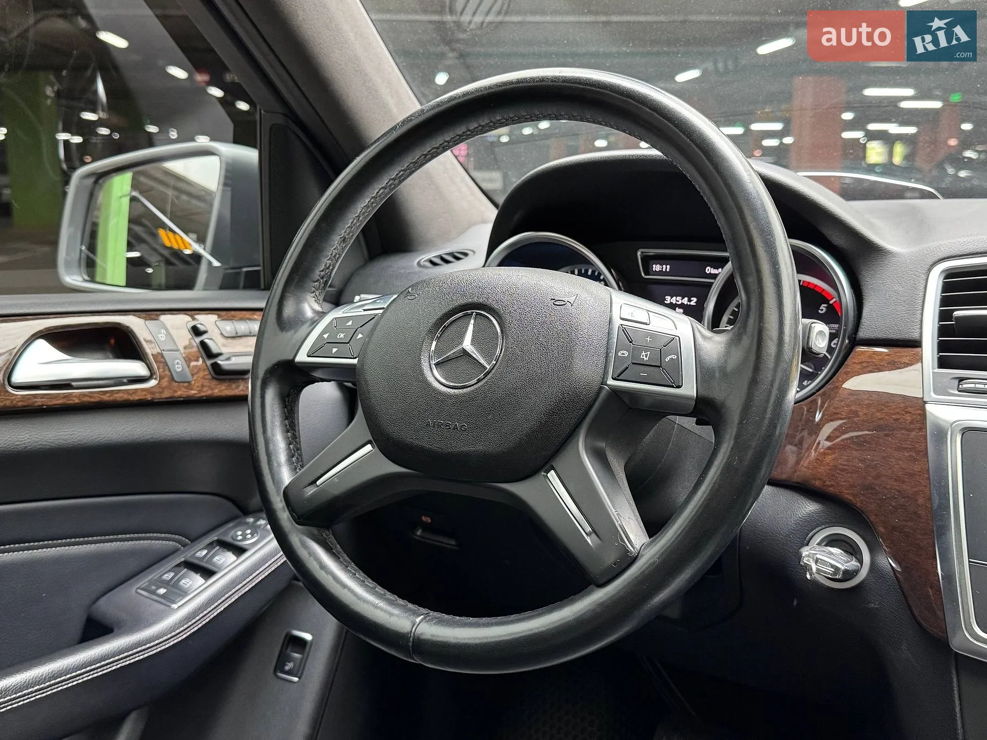 2011 Mercedes-Benz M-klasse - мініатюра 27