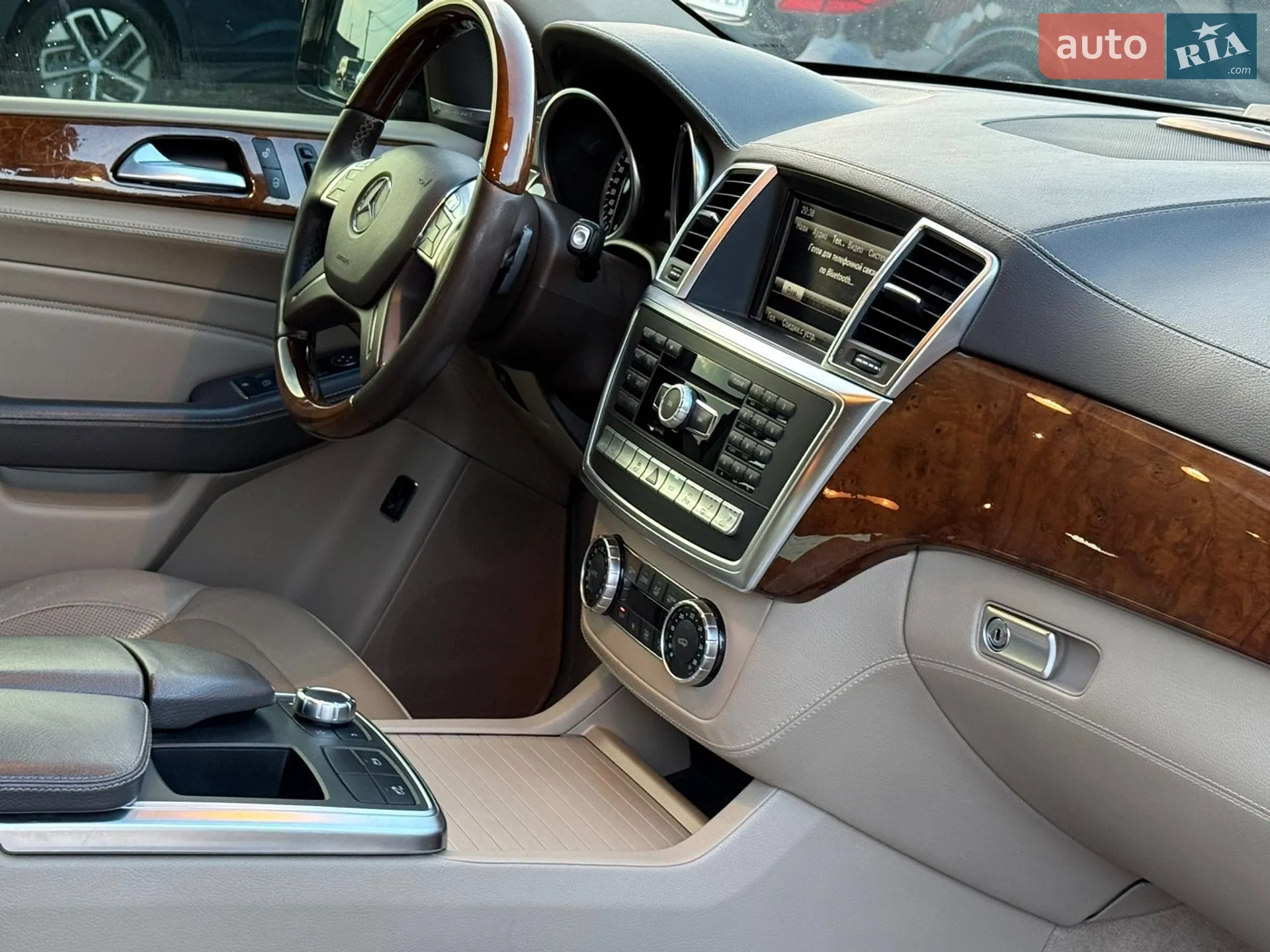 2012 Mercedes-Benz M-klasse - мініатюра 25