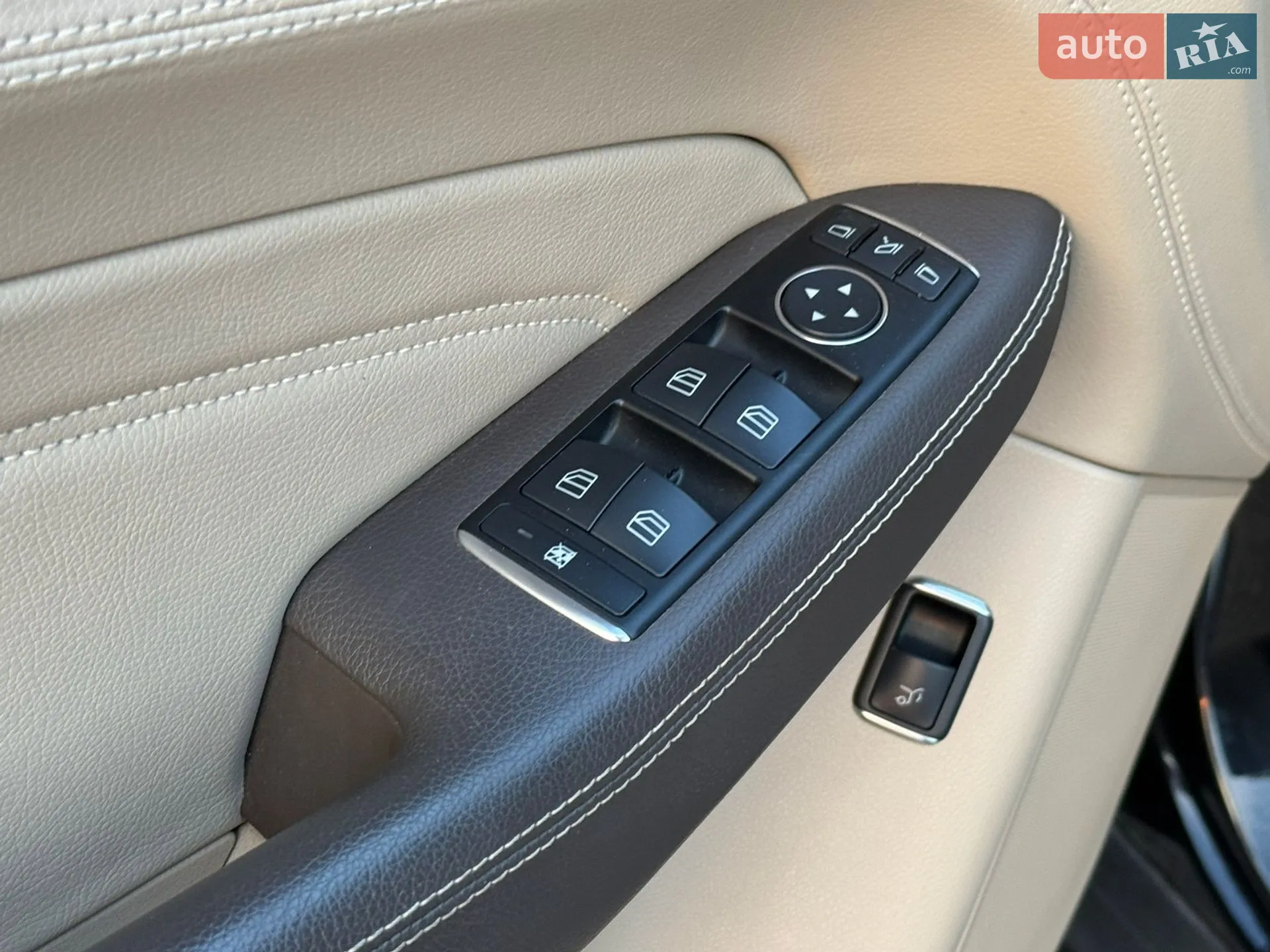 2012 Mercedes-Benz M-klasse - мініатюра 28