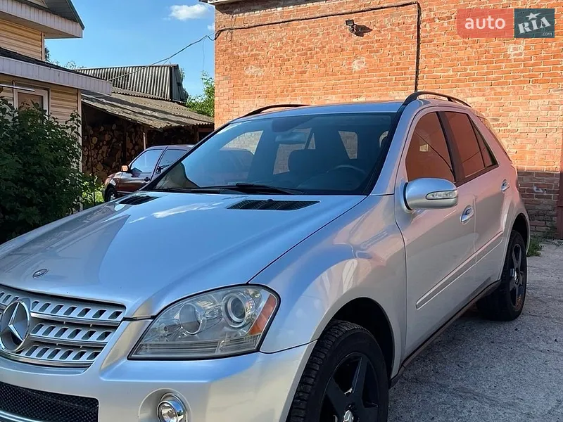 Mercedes-Benz M-Class