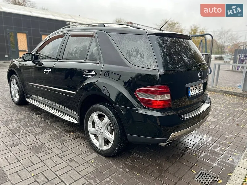 Mercedes-Benz M-Class 2008