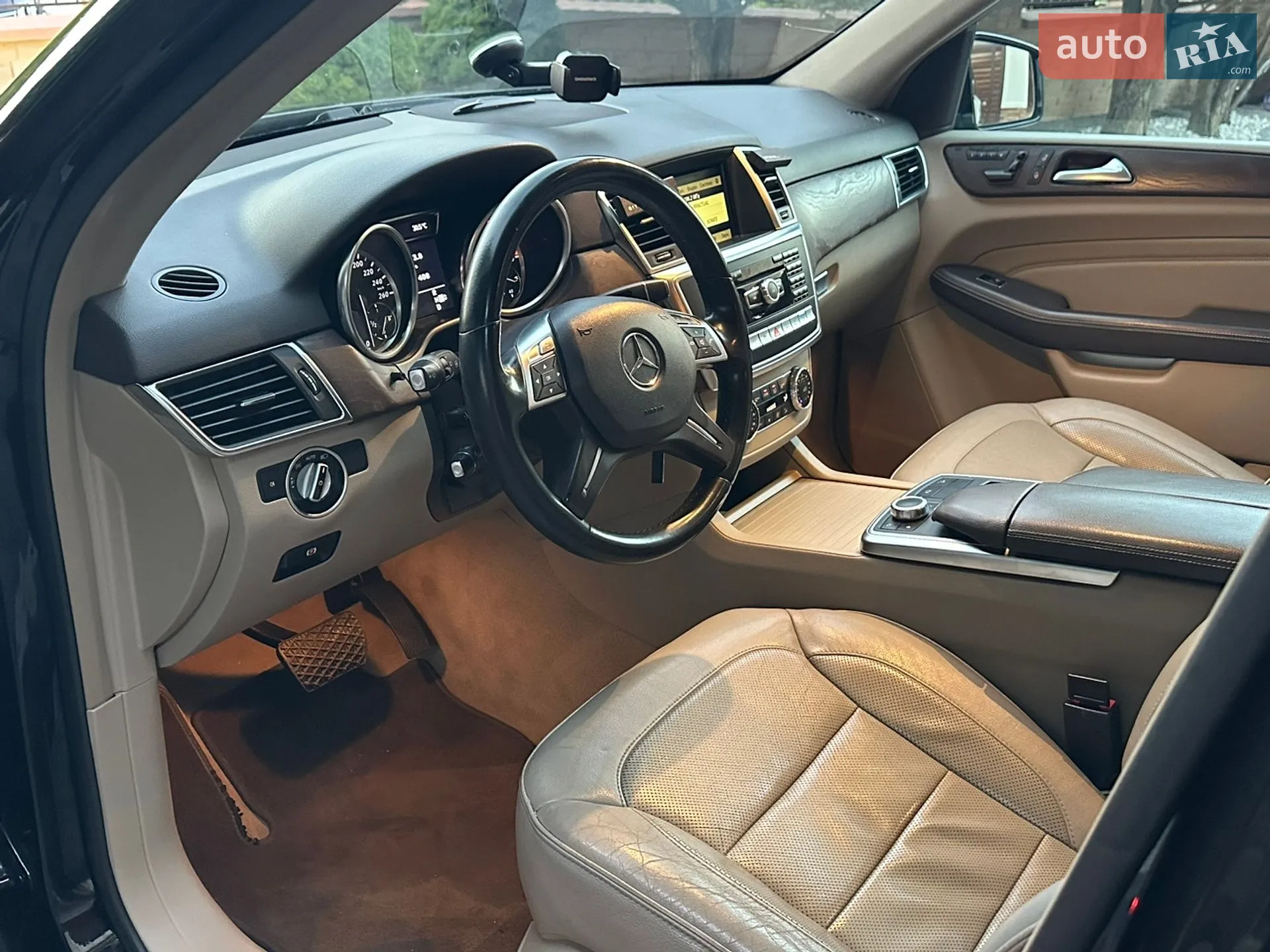 2012 Mercedes-Benz M-klasse - мініатюра 23