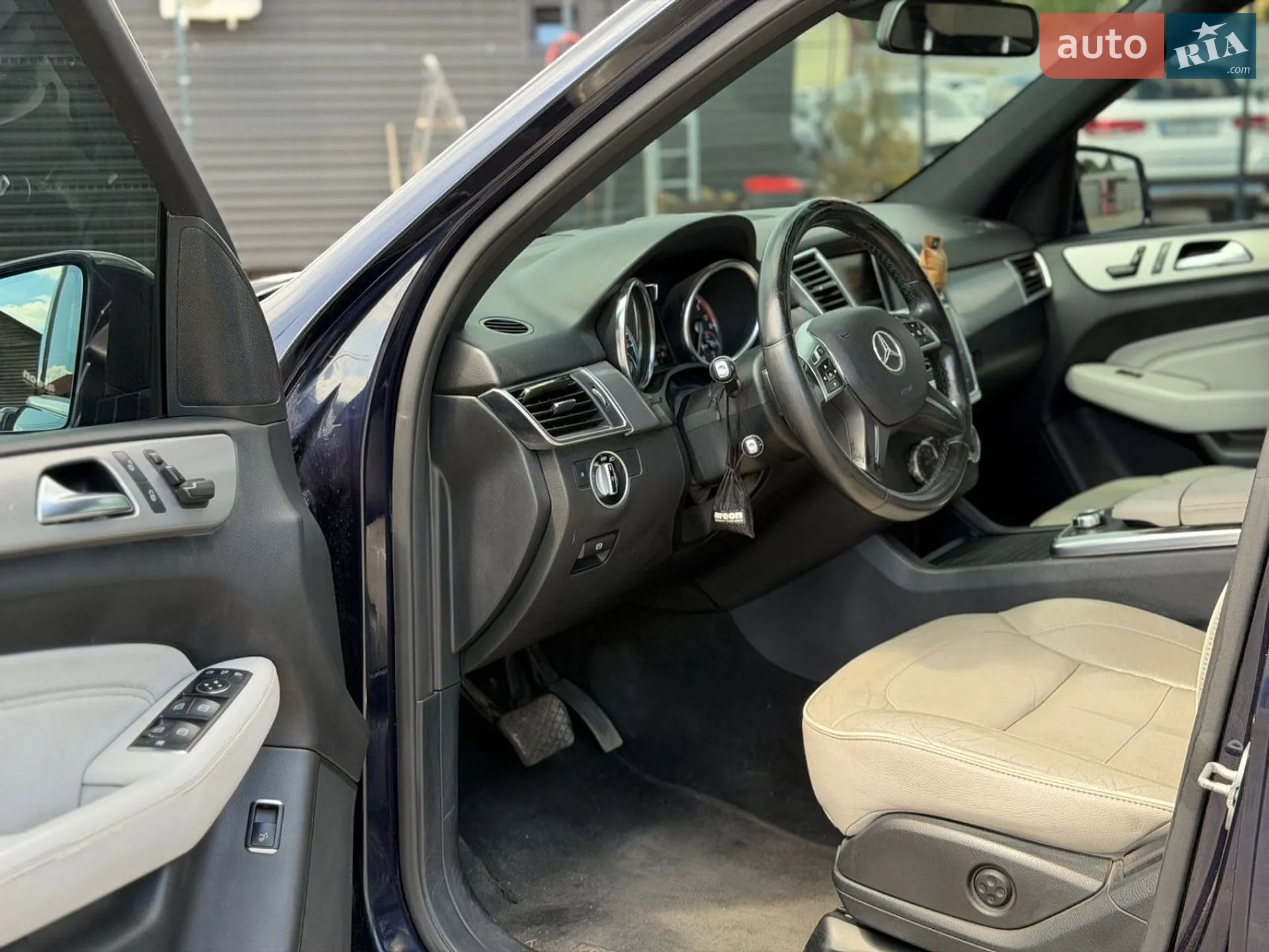 2012 Mercedes-Benz M-klasse - мініатюра 23