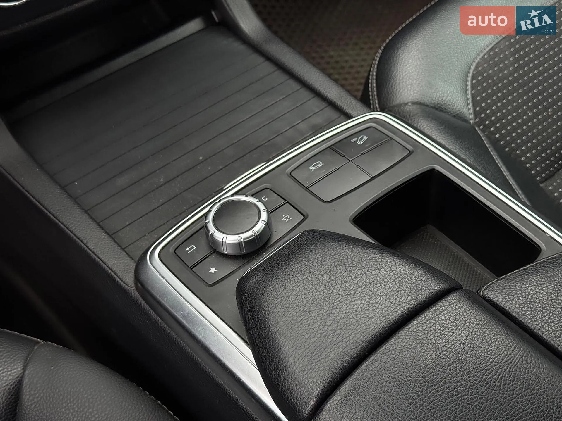 2013 Mercedes-Benz M-klasse - мініатюра 24