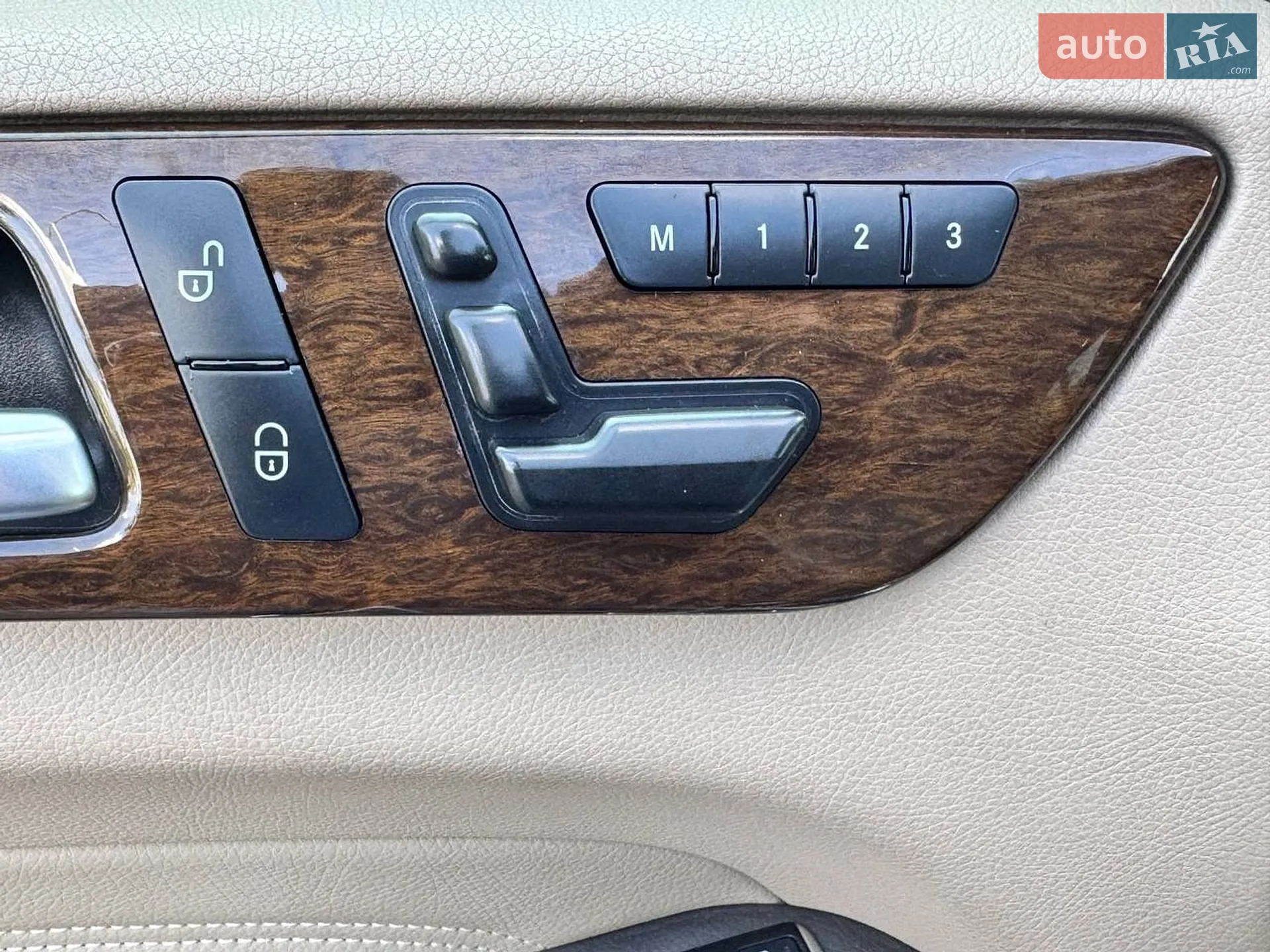 2012 Mercedes-Benz M-klasse - мініатюра 17