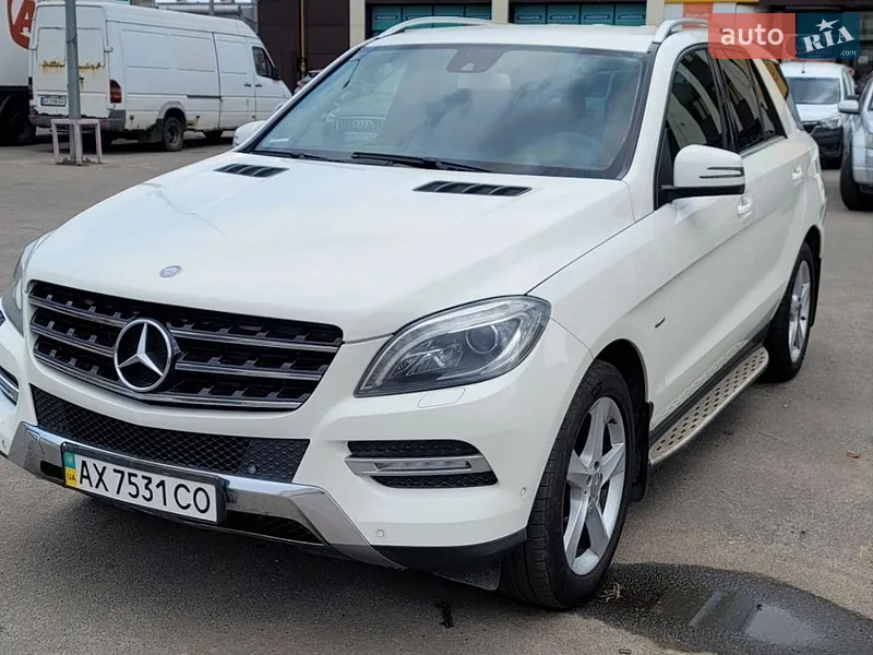 Mercedes-Benz M-Class 2012