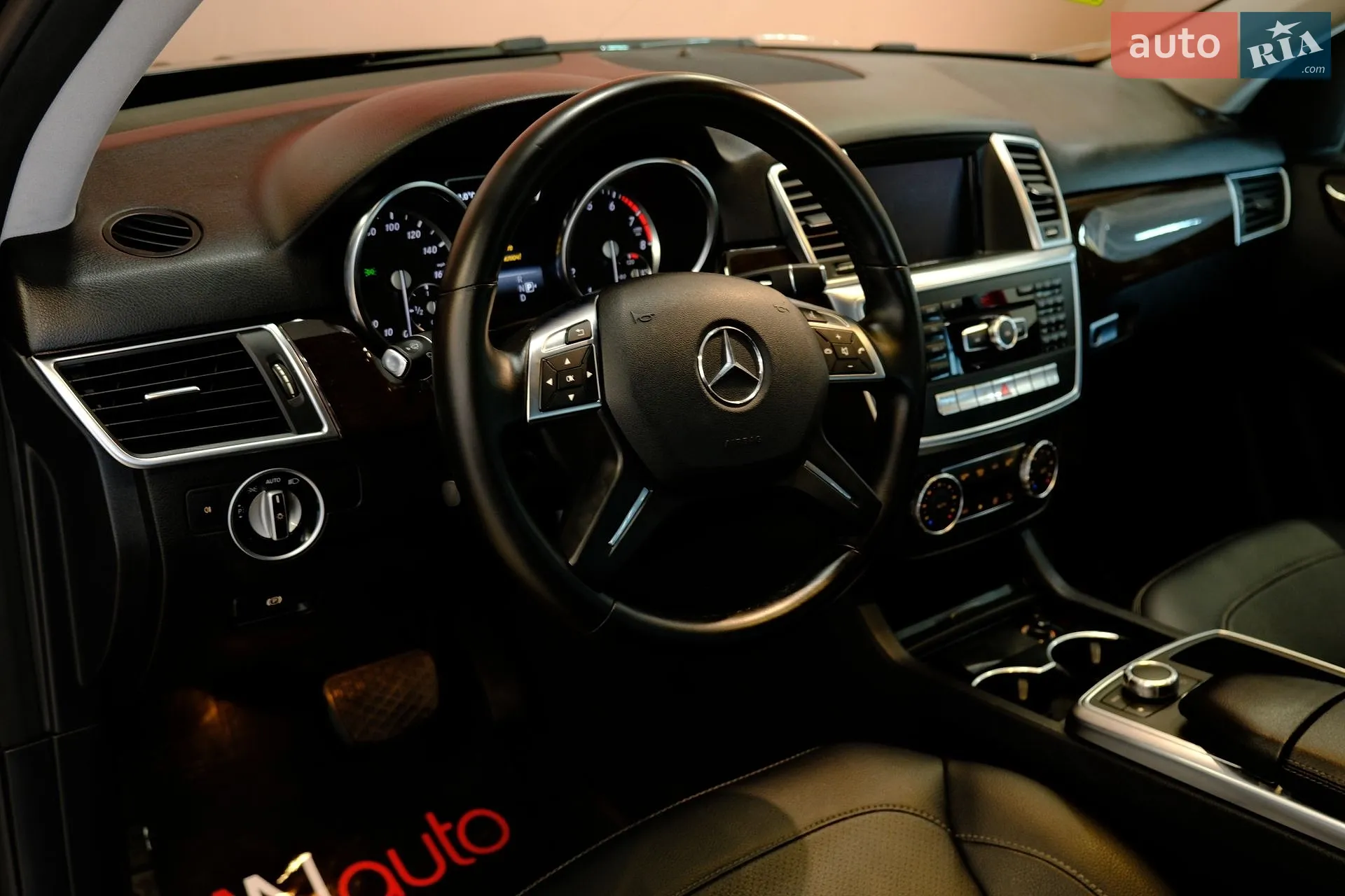 2014 Mercedes-Benz M-klasse - мініатюра 26