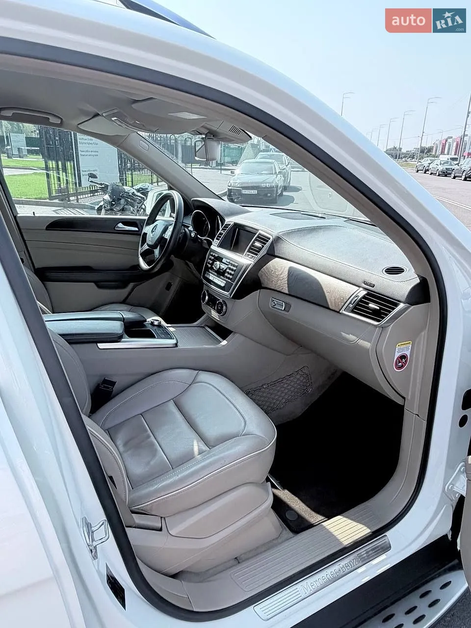 2012 Mercedes-Benz M-klasse - мініатюра 12