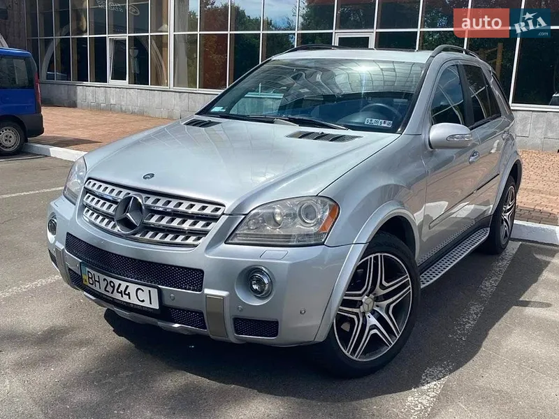 Mercedes-Benz M-Class