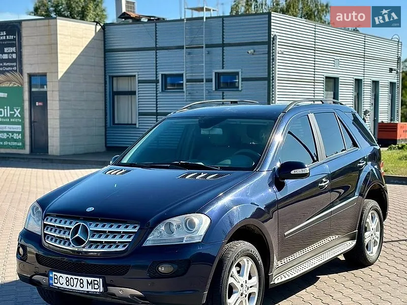 Mercedes-Benz M-Class 2008
