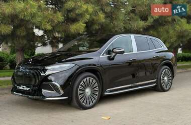 Внедорожник / Кроссовер Mercedes-Benz Maybach EQS SUV 2024 в  фото 11 Внедорожник / Кроссовер Mercedes-Benz Maybach EQS SUV 2024 в