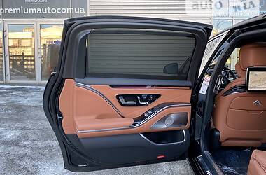 Седан Mercedes-Benz Maybach 2021 в 