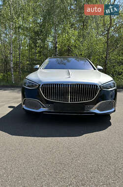Седан Mercedes-Benz Maybach 2022 в 