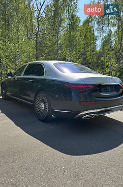 Седан Mercedes-Benz Maybach 2022 в 