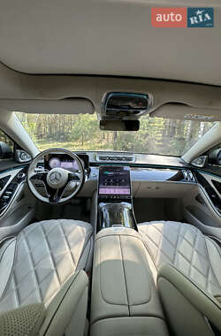 Седан Mercedes-Benz Maybach 2022 в 
