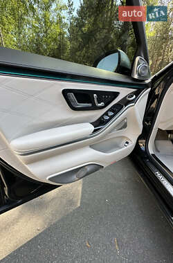 Седан Mercedes-Benz Maybach 2022 в 