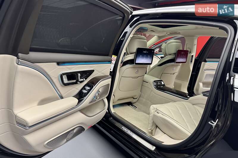 Седан Mercedes-Benz Maybach 2022 в Киеве