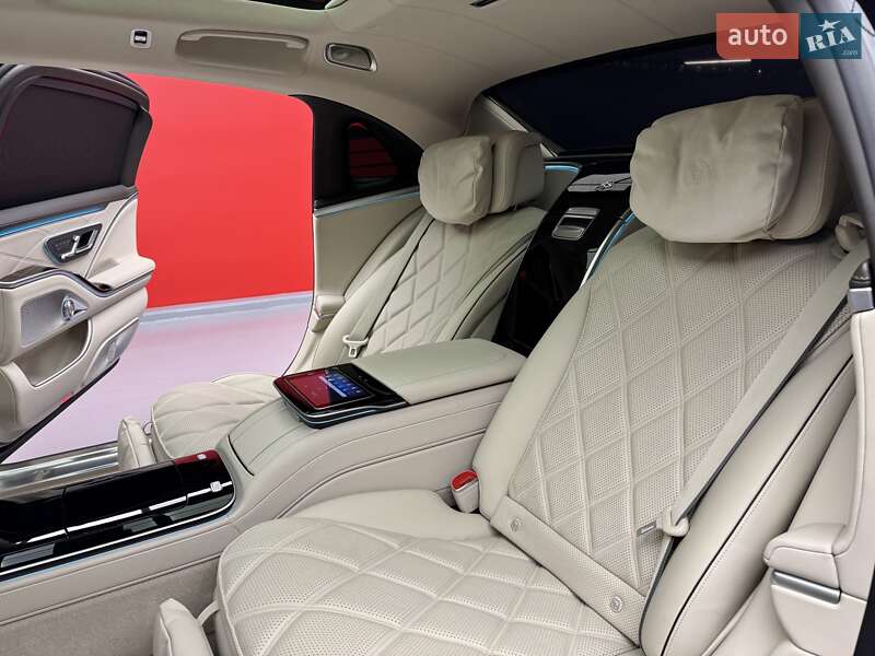 Седан Mercedes-Benz Maybach 2022 в Киеве