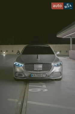 Седан Mercedes-Benz Maybach 2022 в 