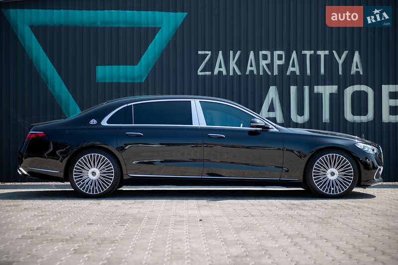 Седан Mercedes-Benz Maybach 2022 в Мукачево