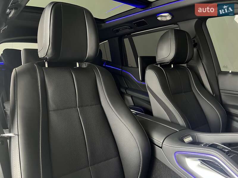 Внедорожник / Кроссовер Mercedes-Benz Maybach 2021 в Киеве