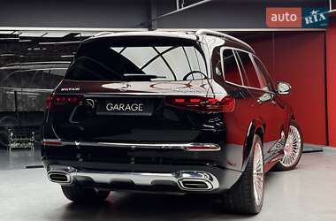 Внедорожник / Кроссовер Mercedes-Benz Maybach 2024 в 