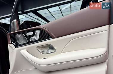 Внедорожник / Кроссовер Mercedes-Benz Maybach 2024 в 