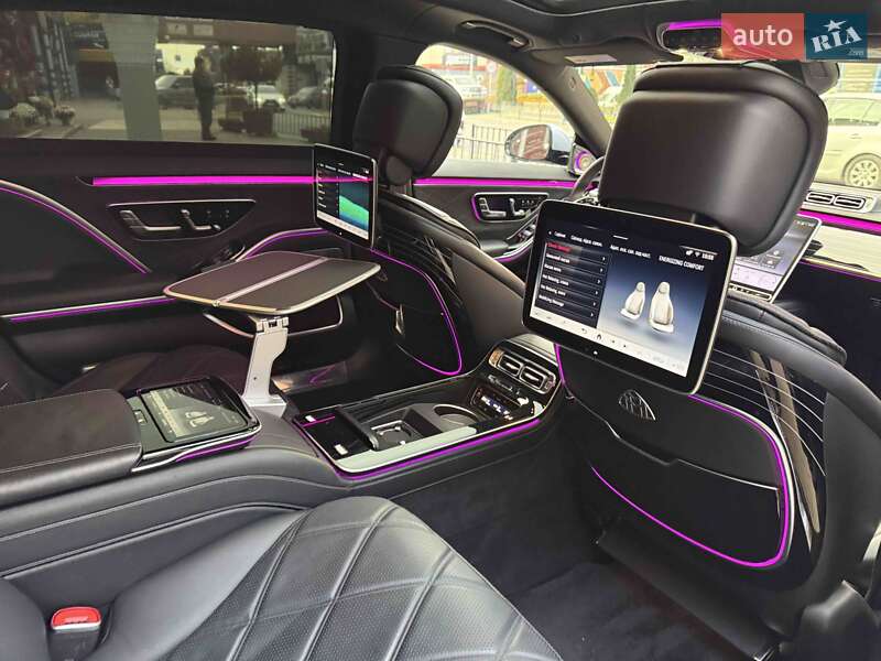 Седан Mercedes-Benz Maybach 2021 в Львові