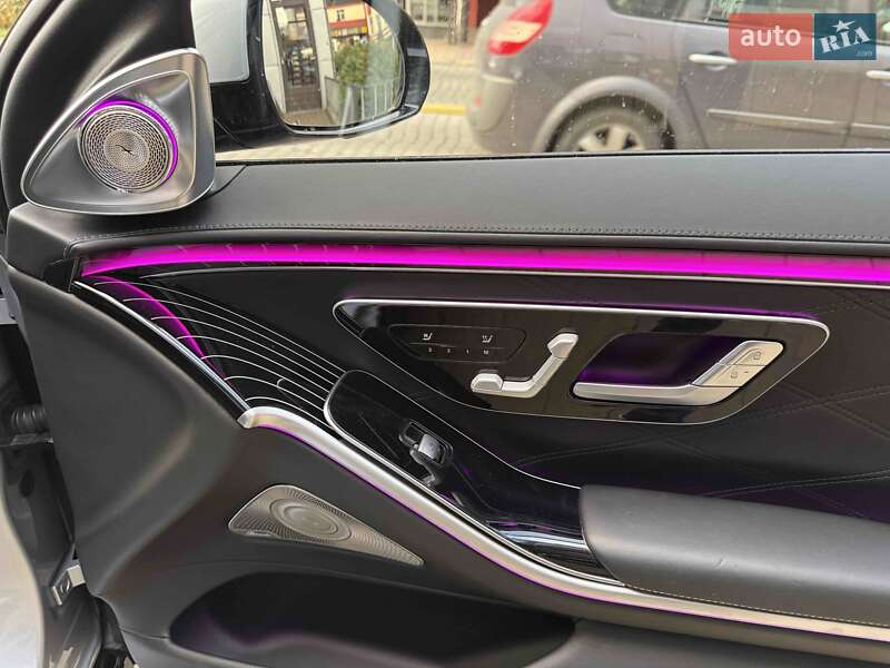 Седан Mercedes-Benz Maybach 2021 в Львові