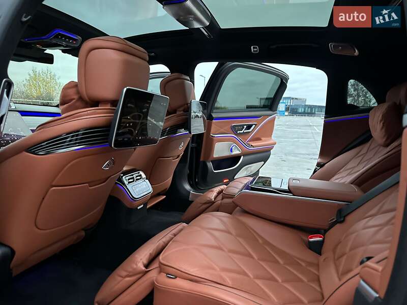 Седан Mercedes-Benz Maybach 2022 в Киеве