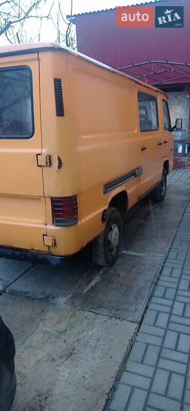 Микроавтобус Mercedes-Benz MB-Class 1990 в Корюковке фото 5 Микроавтобус Mercedes-Benz MB-Class 1990 в Корюковке