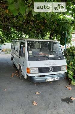 Минивэн Mercedes-Benz MB-Class 1994 в Валках