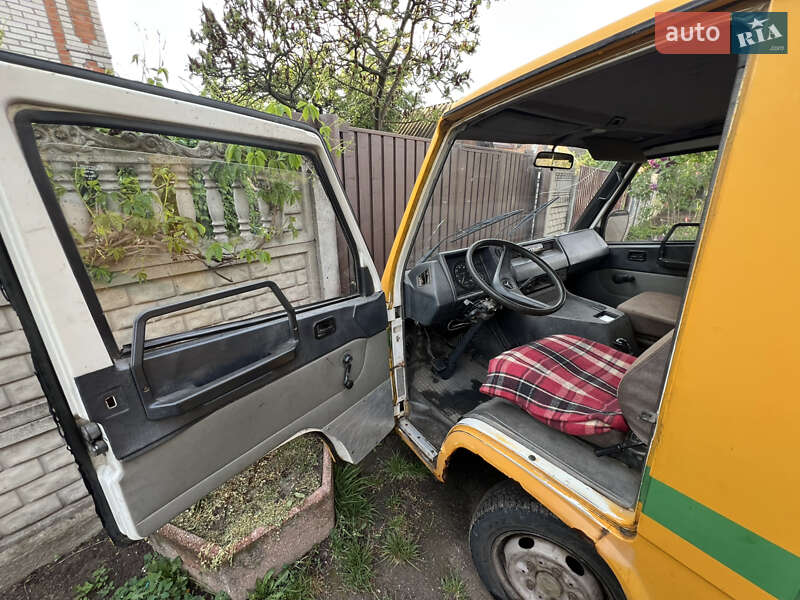 Минивэн Mercedes-Benz MB-Class 1990 в Виннице фото 10 Минивэн Mercedes-Benz MB-Class 1990 в Виннице