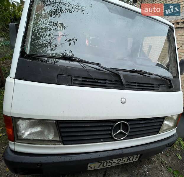 Микроавтобус Mercedes-Benz MB-Class 1991 в 