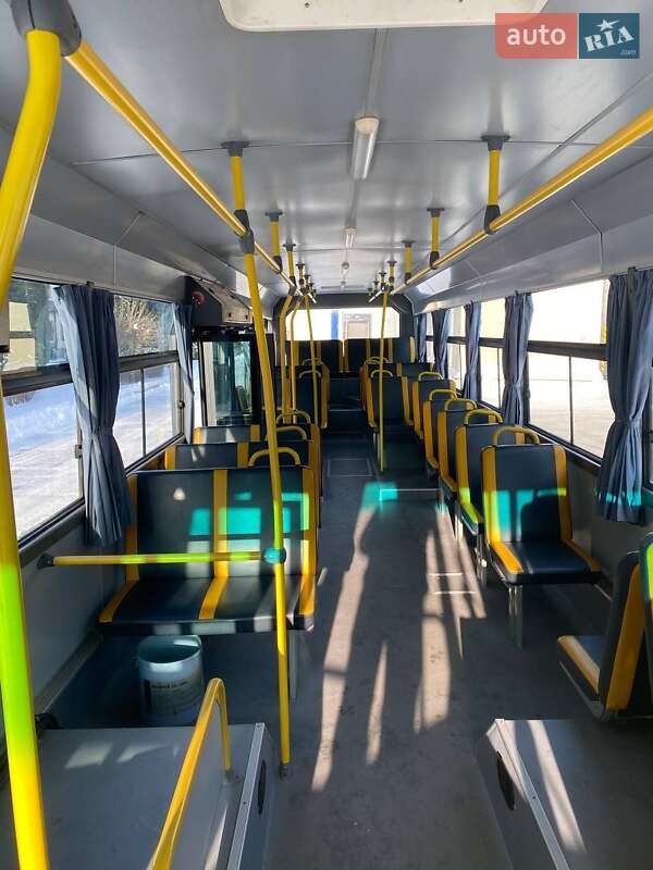 Міський автобус Mercedes-Benz MCV 2011 в Славуті