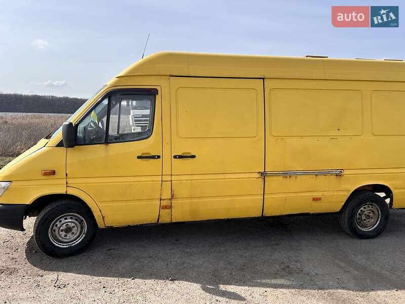 Другие автобусы Mercedes-Benz Medio 2005 в 