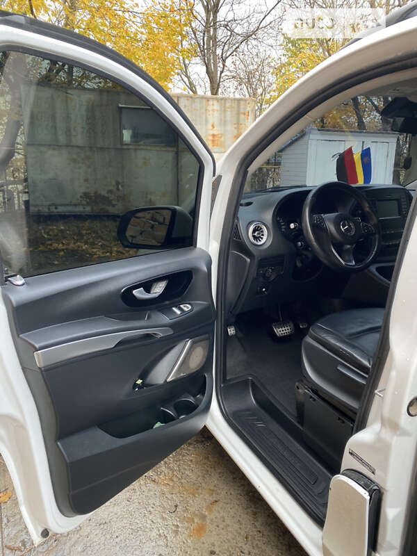 Мінівен Mercedes-Benz Metris 2016 в Тернополі