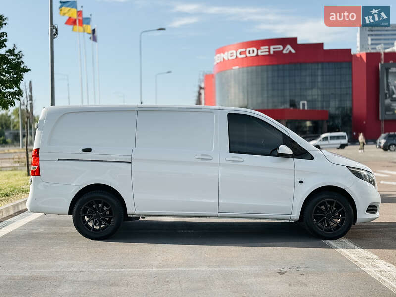 Мінівен Mercedes-Benz Metris 2018 в Києві