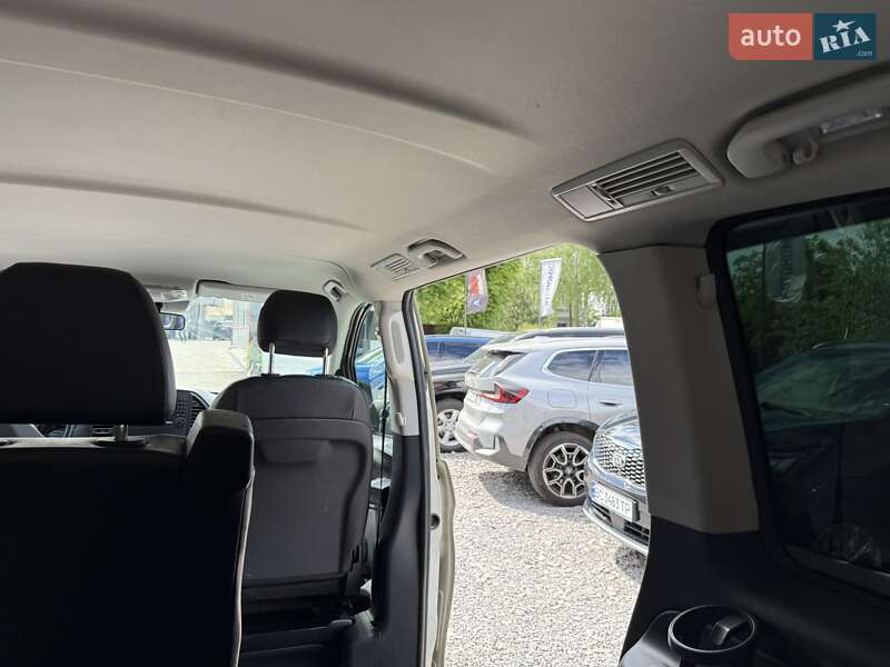 Минивэн Mercedes-Benz Metris 2015 в Львове
