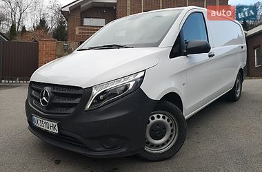 Вантажний фургон Mercedes-Benz Metris 2017 в Харкові
