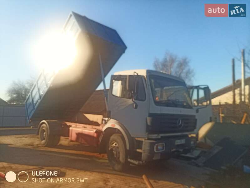 Самосвал Mercedes-Benz MK-Series 1995 в Борисполе