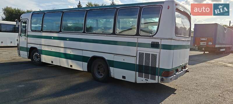 Туристический / Междугородний автобус Mercedes-Benz O 303 1987 в Днепре