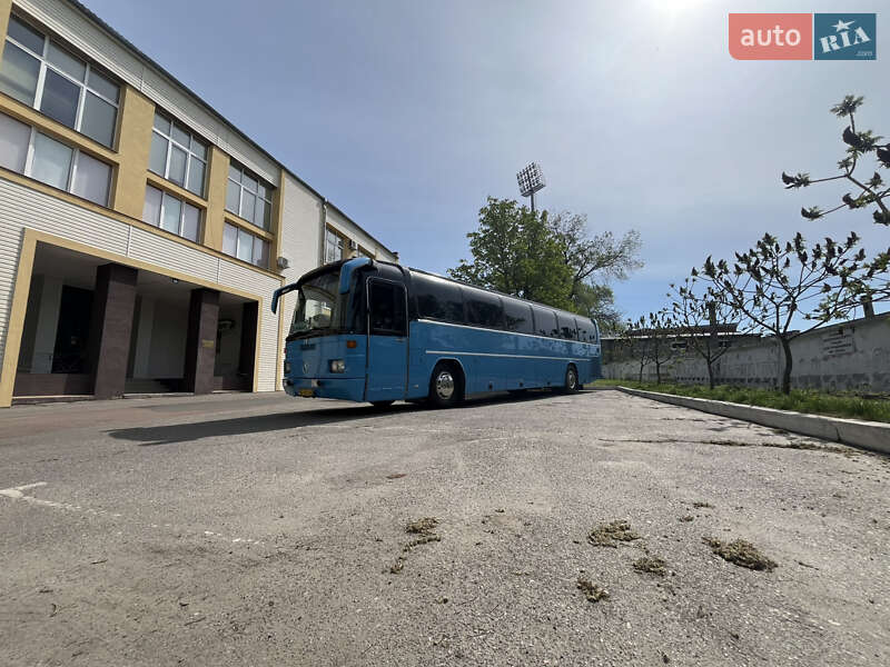 Туристический / Междугородний автобус Mercedes-Benz O 303 1985 в Кривом Роге
