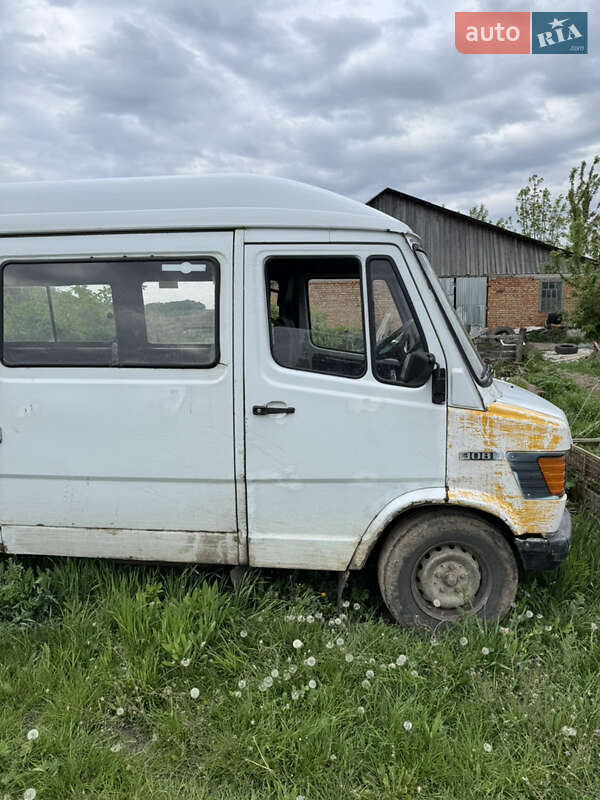 Мікроавтобус Mercedes-Benz O 325 1995 в Красилові