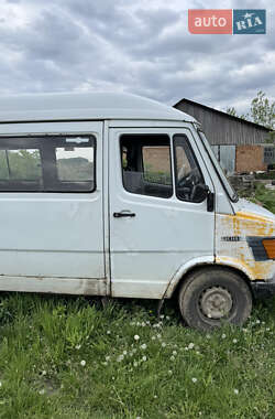 Микроавтобус Mercedes-Benz O 325 1995 в 