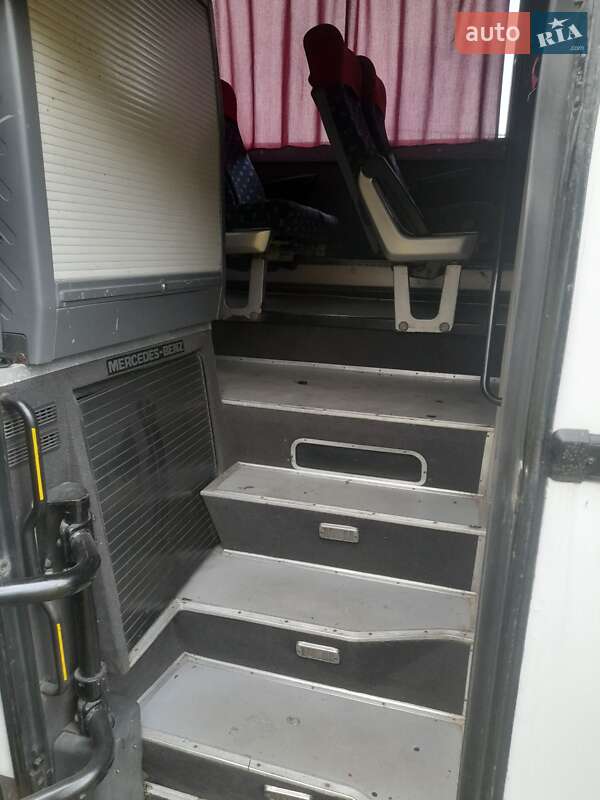 Туристический / Междугородний автобус Mercedes-Benz O 340 1994 в Черновцах