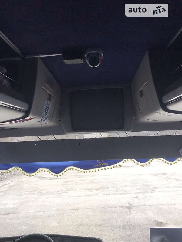 Туристичний / Міжміський автобус Mercedes-Benz O 404 1997 в Чернівцях