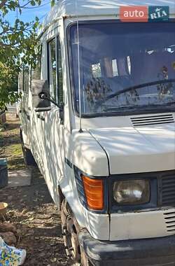 Мікроавтобус Mercedes-Benz O 407 1989 в Славуті