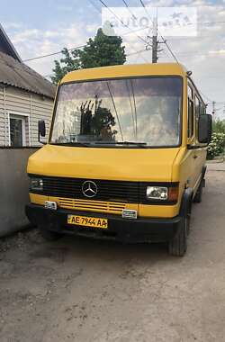 Городской автобус Mercedes-Benz O 408 1995 в Кривом Роге